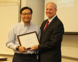 Jae-Hyun Ryou, associate professor of mechanical engineering, won the 2018-2019 Research Excellence Award.
