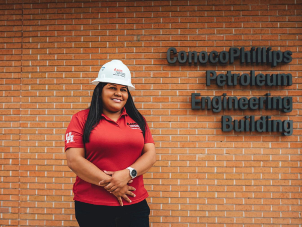 New petroleum engineering graduate Mayra Martinez. 