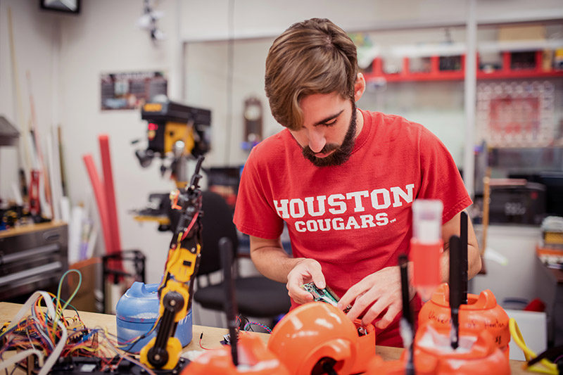 Mechanical & Aerospace Engineering