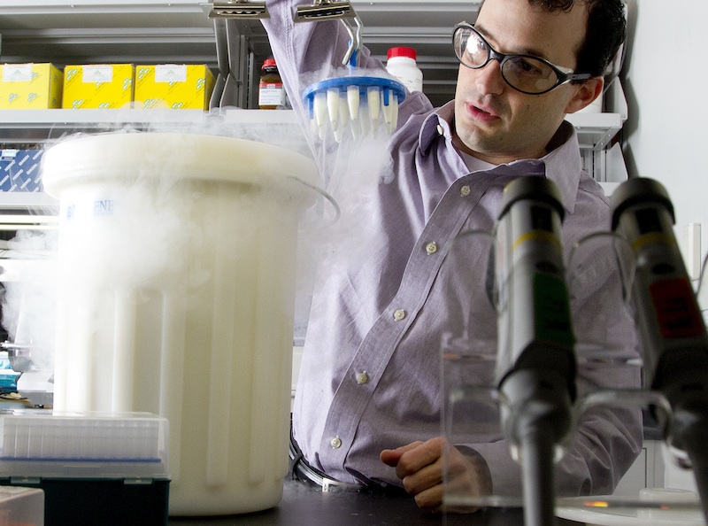 JACS Article Outlines Development of New Biosensor