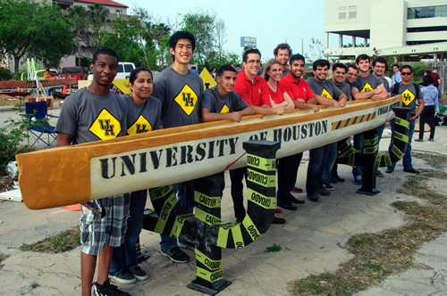 2013 UH Concrete Canoe Team