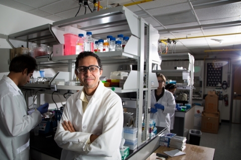 Faculty's Biomedical Research Receives Comedic Treatment for NIH Competition
