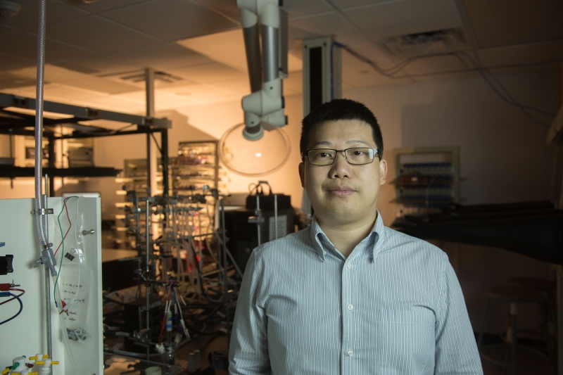 UH Engineer Joins Project to Transform Energy Storage