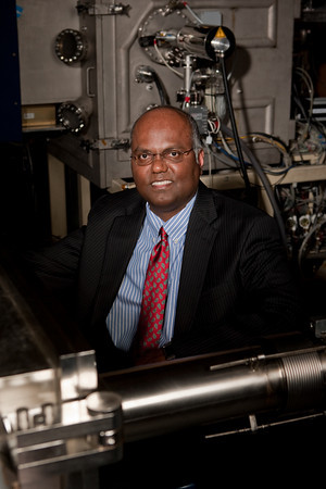 Naval Research Grant Will Speed UH Work on Materials, Energy