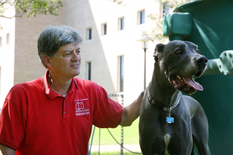 UH Engineering and Honors Colleges Launch Stuart Long Undergraduate Research Fund 