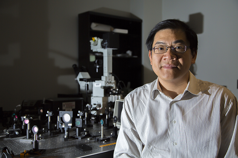 UH Researcher Pursues New Applications for “Hot” Electrons