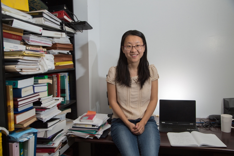 UH Engineers Shed New Light on Behavior of Nanomaterials