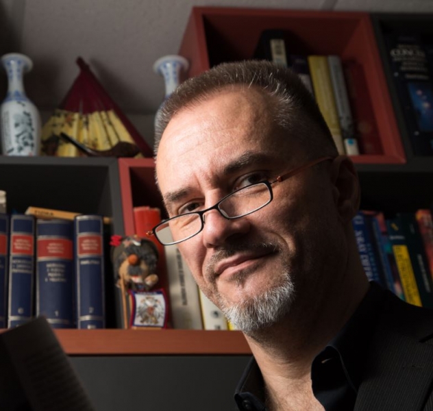 Stanko Brankovic Wins Top Award in Field of Chemical Engineering