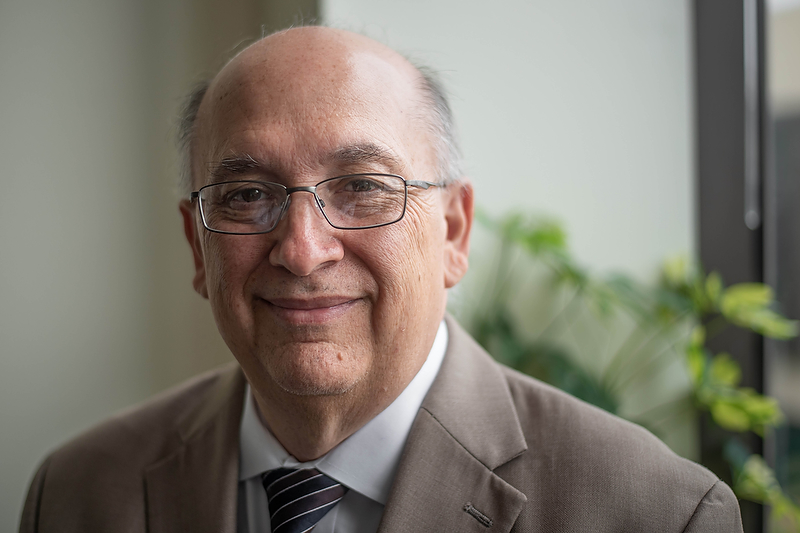 UH Cullen College Alumnus Leads UHCL’s College of Science and Engineering