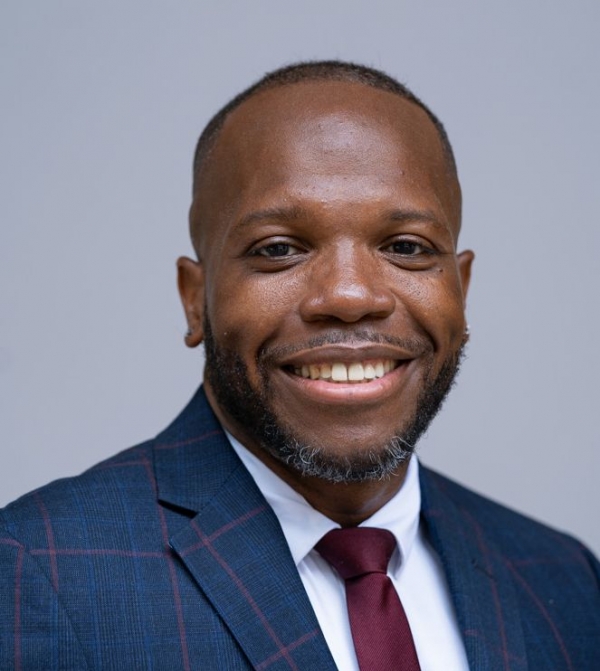 Henderson hired as Assistant Professor in Chemical & Biomolecular Engineering