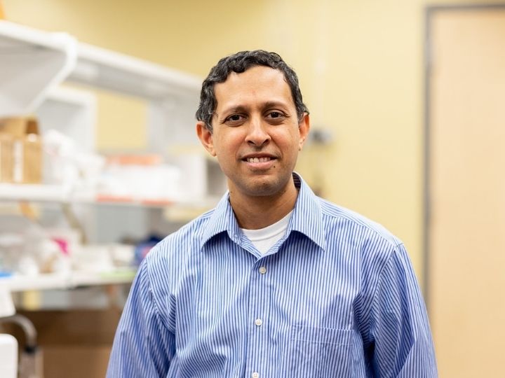 University of Houston M.D. Anderson Professor of chemical and biomolecular engineering Navin Varadarajan will use a $1.8 million grant to develop and validate what he calls Multiscale Intelligent Convergence (MusIC) to offer unprecedented insights into the function of immune cells. 