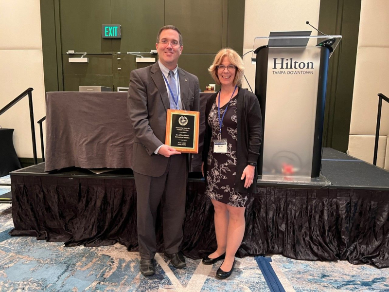 ChBE's Rimer wins Outstanding Mentor Award from CSGS