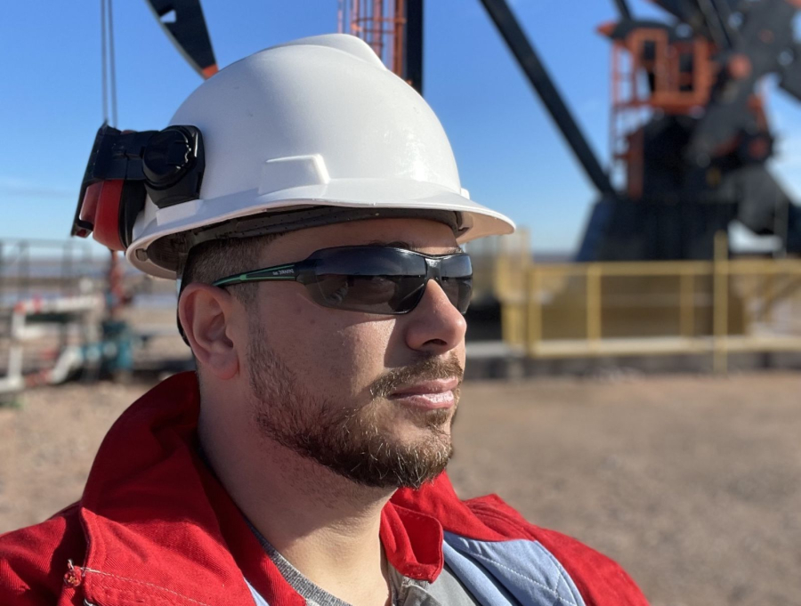 Environmental Engineering graduate student in the Shaffer Lab Marcela Strane and UH Petroleum graduate Thales Souza [pictured] spent two months as ABIP interns this summer in Argentina.