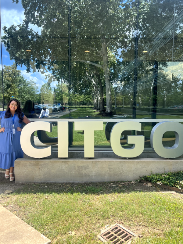 SCLT student and SIDO vice president Jenifer Mendoza reflects on her experience as a buyer intern with CITGO.