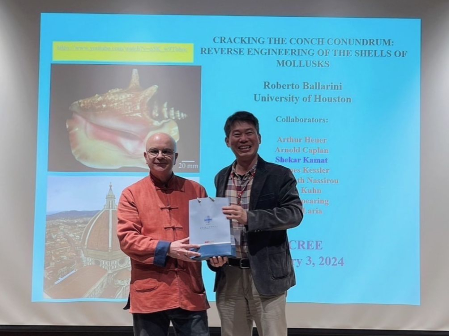 [Left to right] Roberto Ballarini, CEE Chair, C.C. Chou, the director of NCREE.