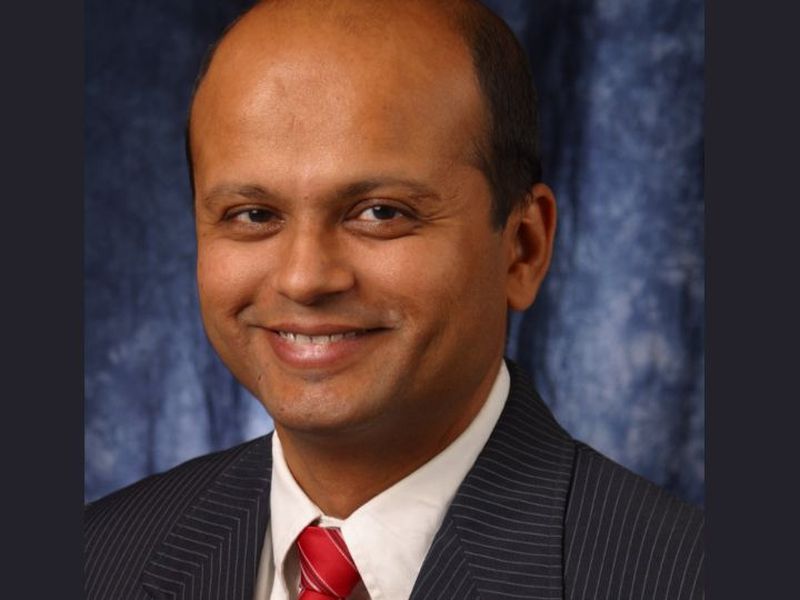 Associate professor of electrical and computer engineering Bhavin R. ShethSheth, who is also a member of the UH Center for NeuroEngineering and Cognitive Systems.