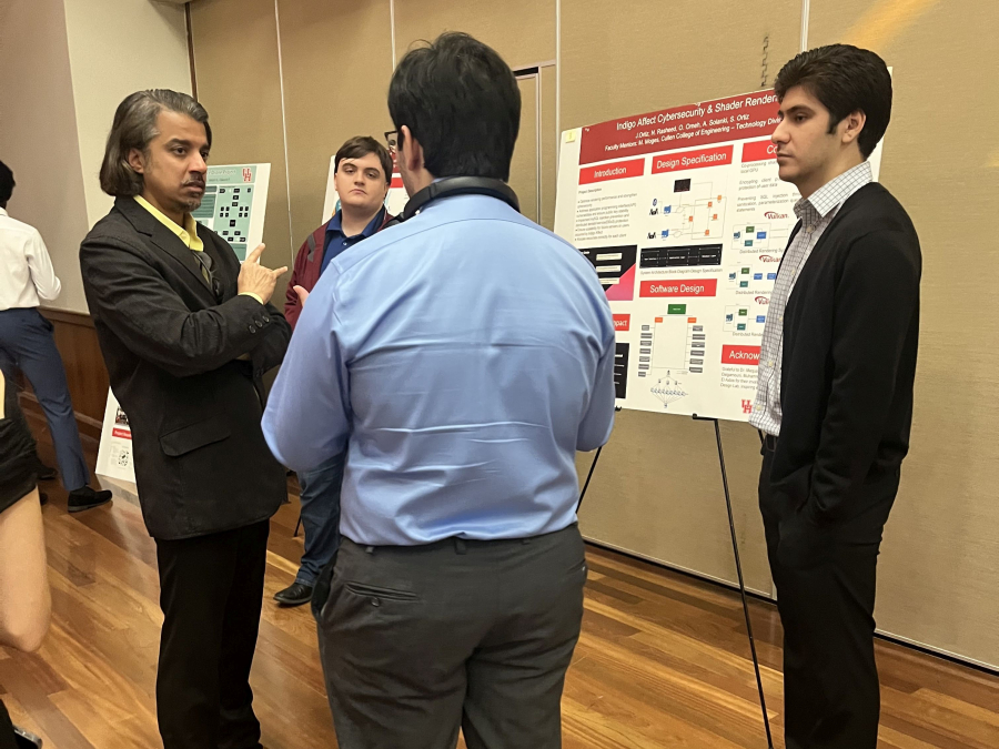 As part of the event, student presenters interacted with and got feedback from faculty and industry members. 
