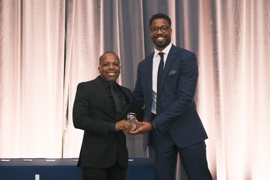ChBE's Henderson earns teaching award from EDIIE