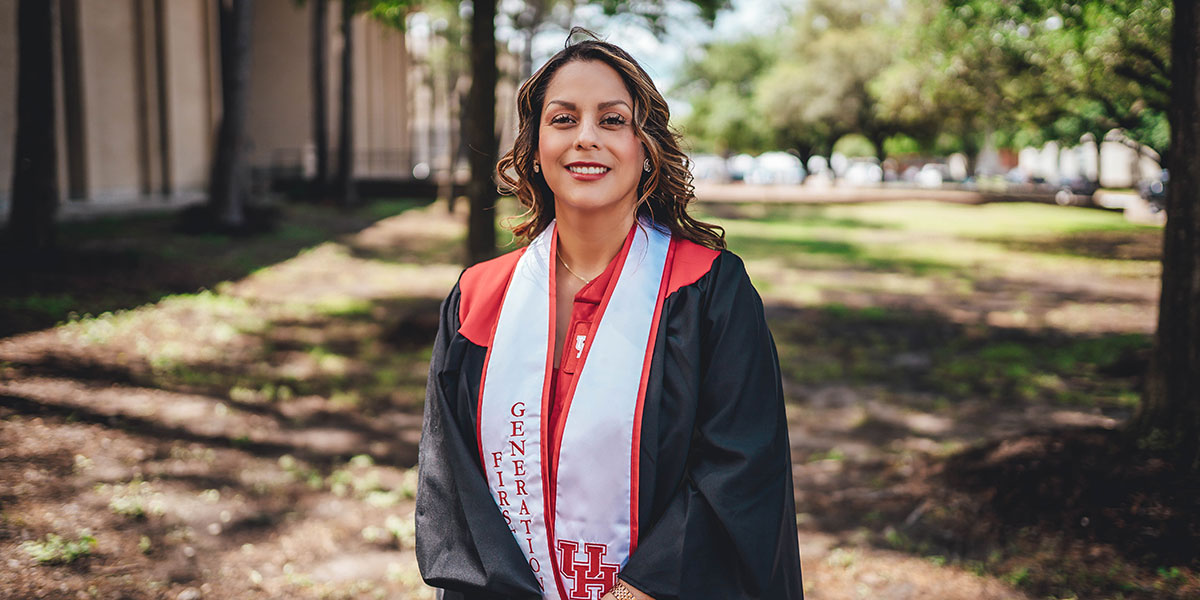 Fighting Cancer, Posada Earns Degree with Support From Network