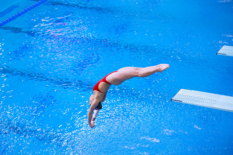 Hedda Grelz, UH Swimming and Diving