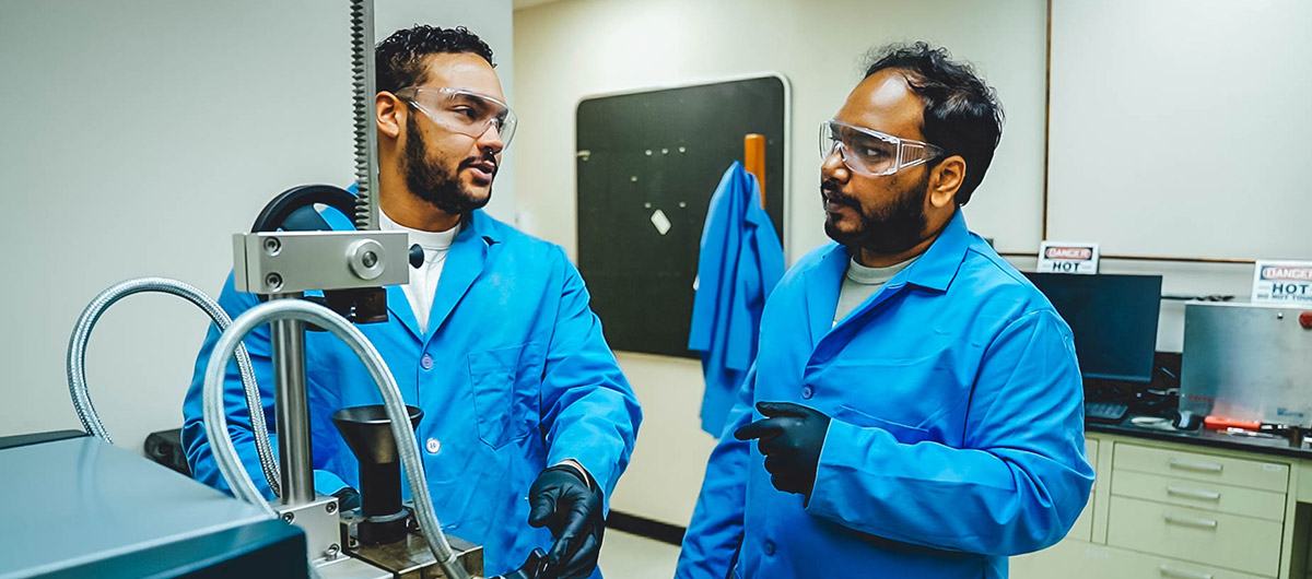 Students working in Megan Robertson's lab