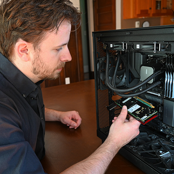 UH grad Magyari’s recent publication in Electronics, “Hardware Optimized Modular Reduction”, sets the stage for a tumultuous decade ahead in the field of quantum computing and cryptography.