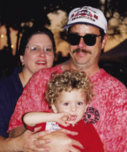 Susan and Duncan Doss (1986 BSCE) with their son Charlie