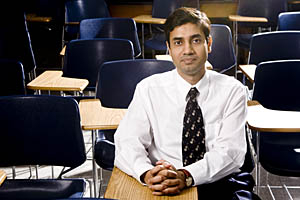 Mohammad Wasy Akhtar was the only graduate student awarded the Hugh Cameron Scott Award from the South Texas Section of the American Society of Mechanical Engineers. Photo by Thomas Shea.