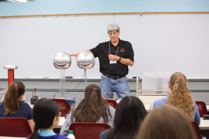 Stuart Long, professor of electrical & computer engineering at the UH Cullen College, teaches a 2018 G.R.A.D.E. Camp workshop.