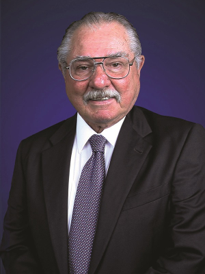 William A. Brookshire, Ph.D., P.E. (BSChE ’57)† will be recognized as the Lifetime Achievement Award winner at the 2019 UH Cullen College of Engineering Alumni Awards Gala.