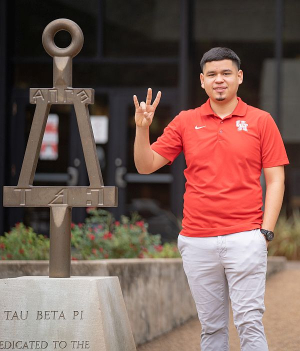 Yonatan Mascorro, an undergraduate studying Mechanical Engineering at the University of Houston's Cullen College of Engineering, is the recipient of the 2020 Mayor's Hispanic Heritage Youth Activist Award.