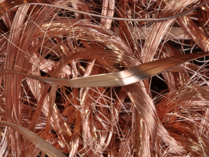 Copper is a prevalent metal used in everyday life. As a conductor of heat and electricity, it is commonly used in wires.
