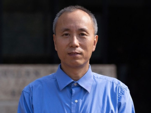 Jiming Bao, professor of electrical and computer engineering, has discovered that by using laser beams on deep liquids, the fluid is pulled above the surface, generating fountains with different shapes.