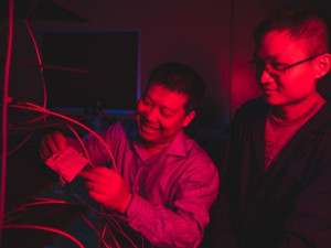 Yan Yao (left) and Ye Zhang work with all-solid-state sodium batteries.
