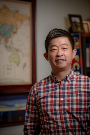 Zhu Han, a Moores professor in the Electrical and Computer Engineering Department at the Cullen College of Engineering, has been selected for a three-year term as a Distinguished Speaker by the Association for Computing Machinery.
