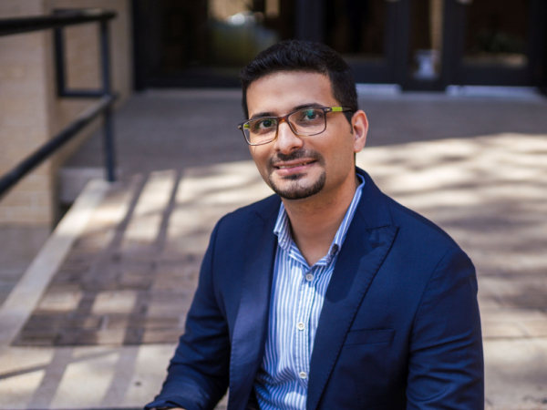 Hussain Sayed, a doctoral candidate in the Electrical and Computer Engineering Department and at the Power Electronics, Microgrids, and Subsea Electrical Systems Center (PEMSEC), was awarded for his research presentation at the 2022 IEEE Applied Power Electronics Conference.