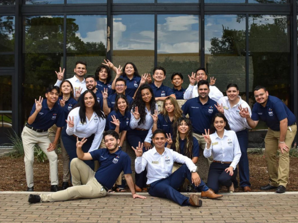 SHPE-UH leadership and officers. 