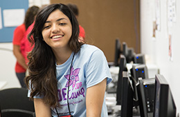 [PHOTOS] G.R.A.D.E. Camp Introduces Houston’s Young Women to the World of Engineering